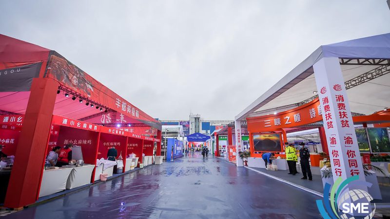 火锅店广告设计：如何打造吸睛又实用的宣传策略